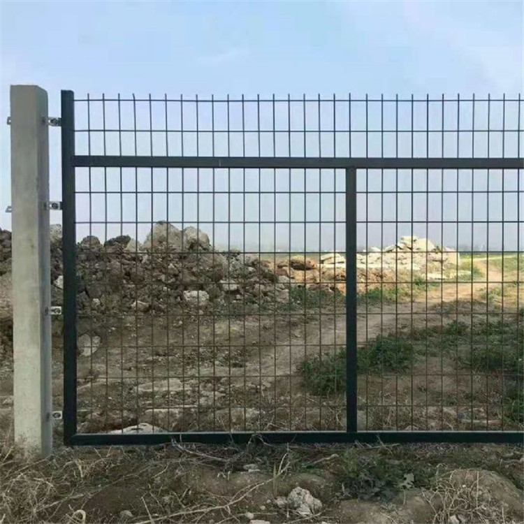 鐵路防護柵欄案例展示圖片1 鐵路防護柵欄案例展示圖片1