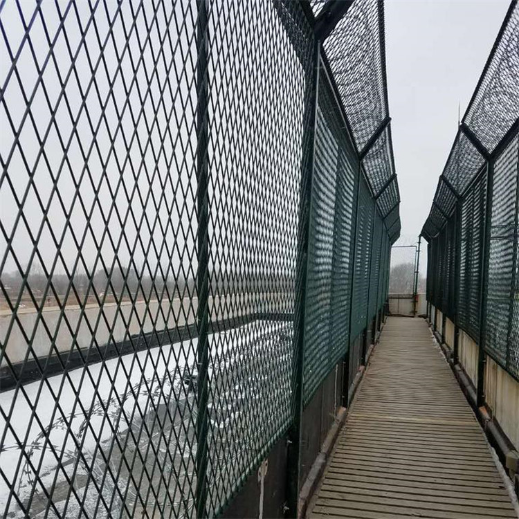 監(jiān)獄鋼網墻案例展示圖片4